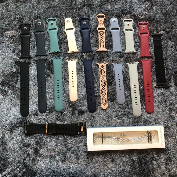 Misc Lot 16 Apple Watch Bands - fits 38/40/41mm Watches Men/Womens Vera Bradley - Picture 1 of 6